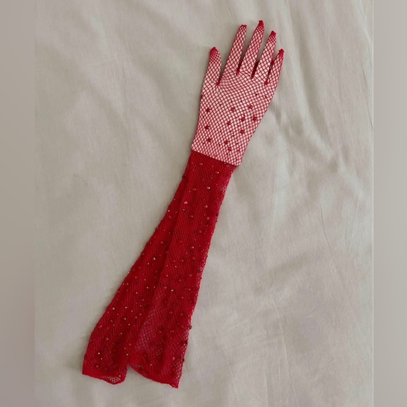 Long Red Mesh Gloves Costume - Picture 2 of 2